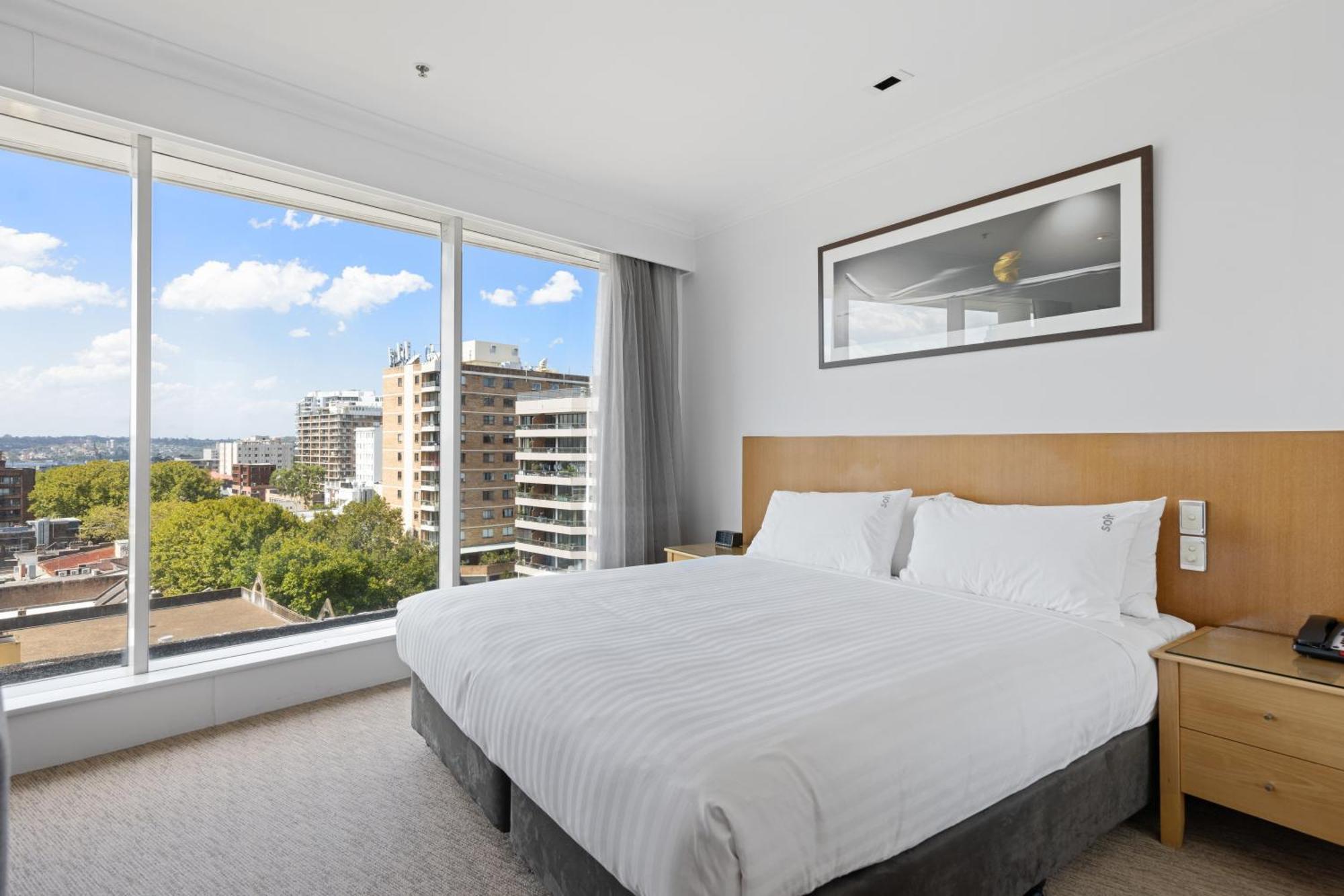 Holiday Inn Sydney Potts Point Exterior photo